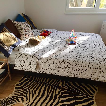 Cozy Danube Room - 15 Mins To Downtown Вена Экстерьер фото