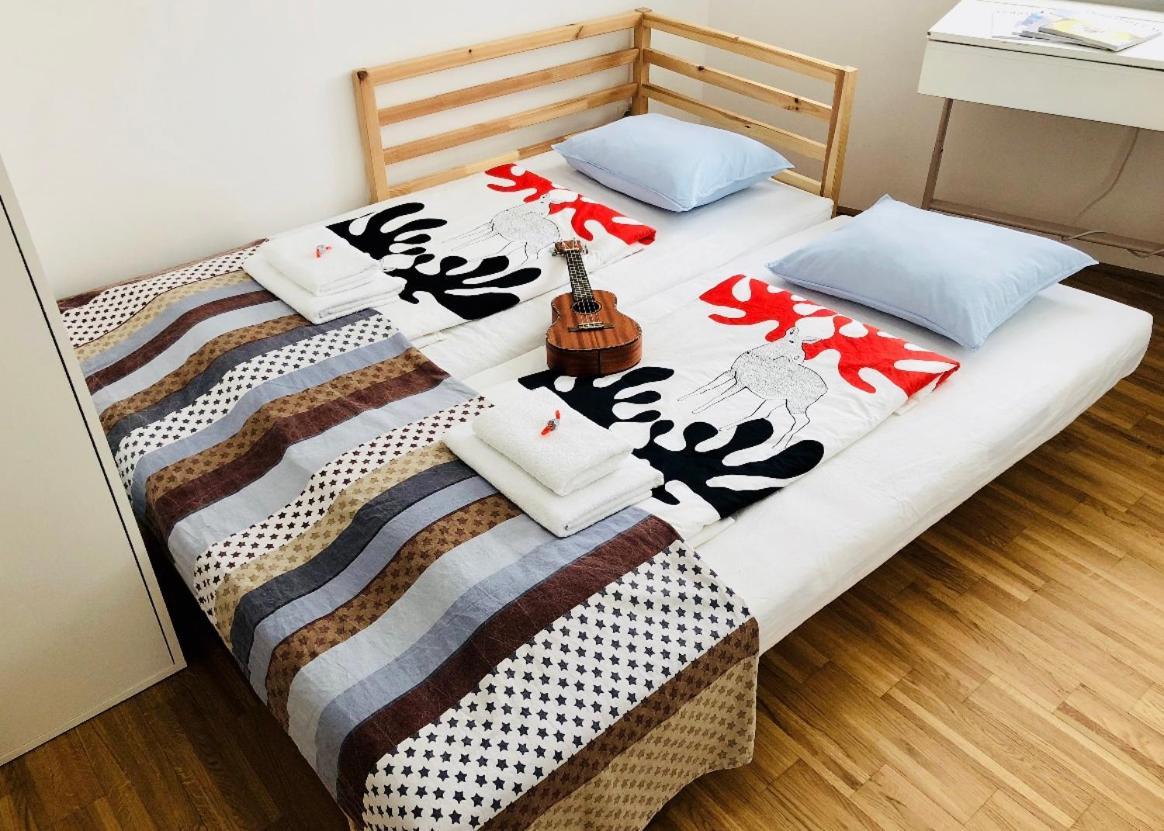 Cozy Danube Room - 15 Mins To Downtown Вена Экстерьер фото