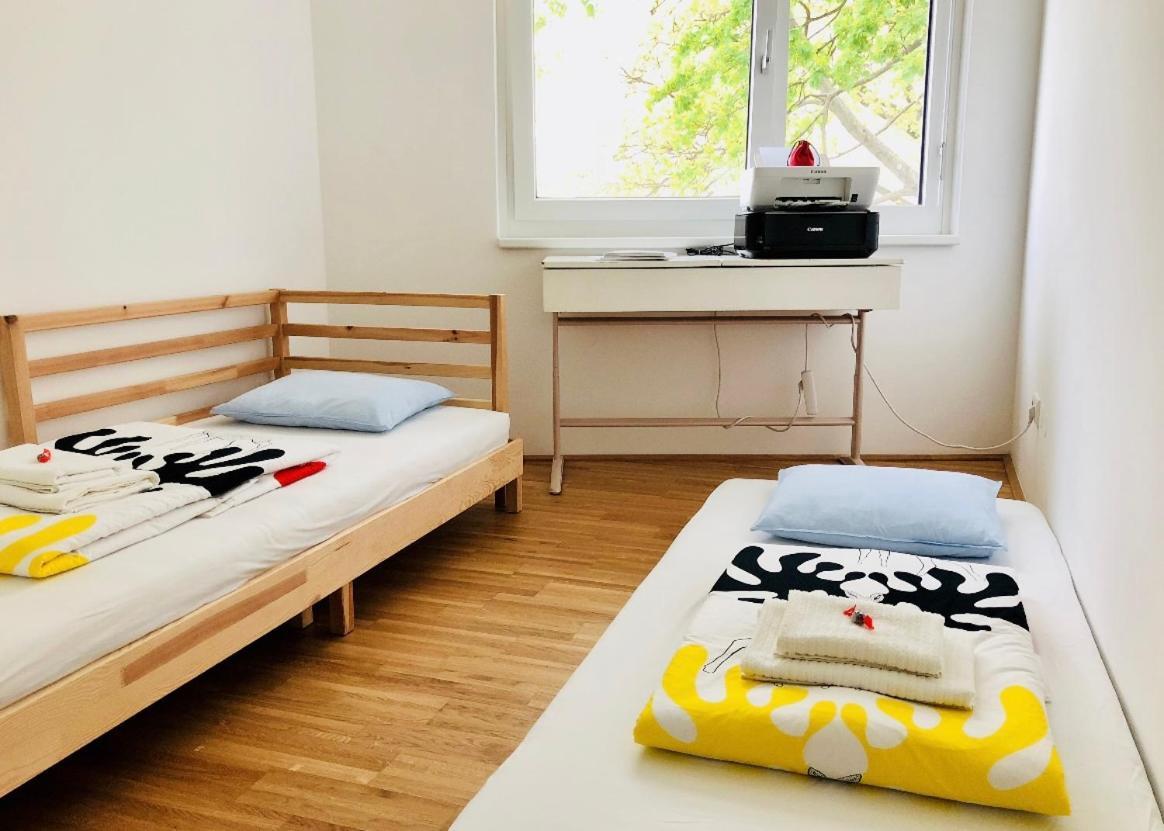 Cozy Danube Room - 15 Mins To Downtown Вена Экстерьер фото